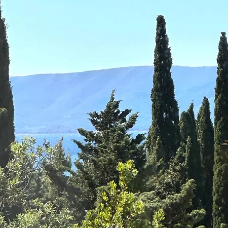 Villa Amea Bol